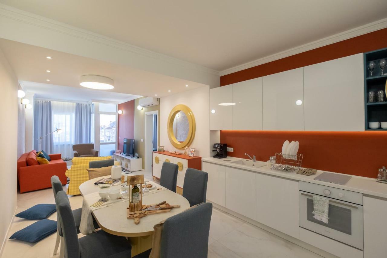 Vitosha Blvd 3-Bedroom, 2-Bathroom Lux Suite Sofia Eksteriør bilde