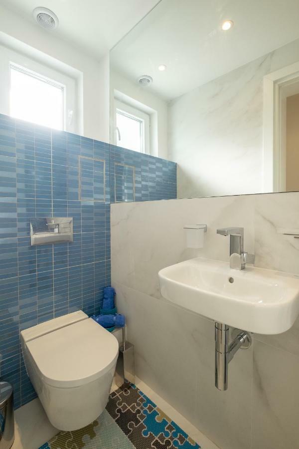 Vitosha Blvd 3-Bedroom, 2-Bathroom Lux Suite Sofia Eksteriør bilde